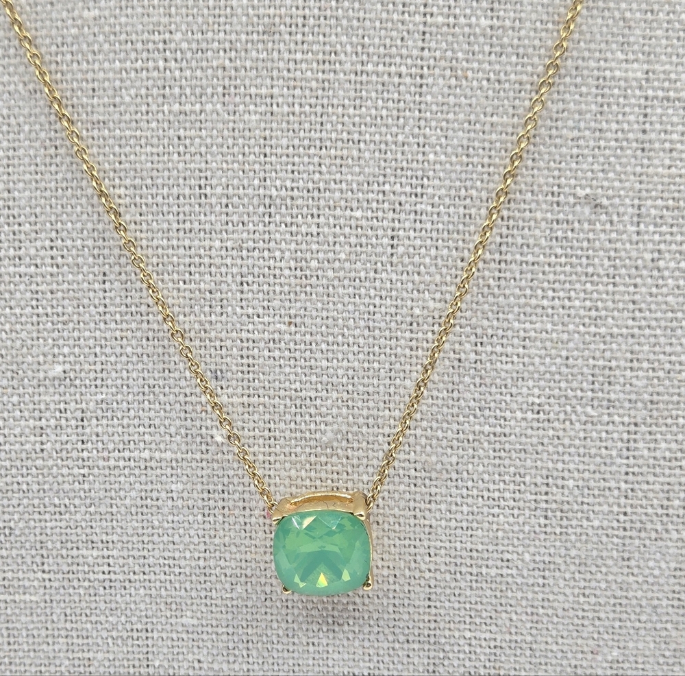 SPARTINA 448 Gold Plated Necklace Green Gemstone Adjustable - Picture 2 of 7